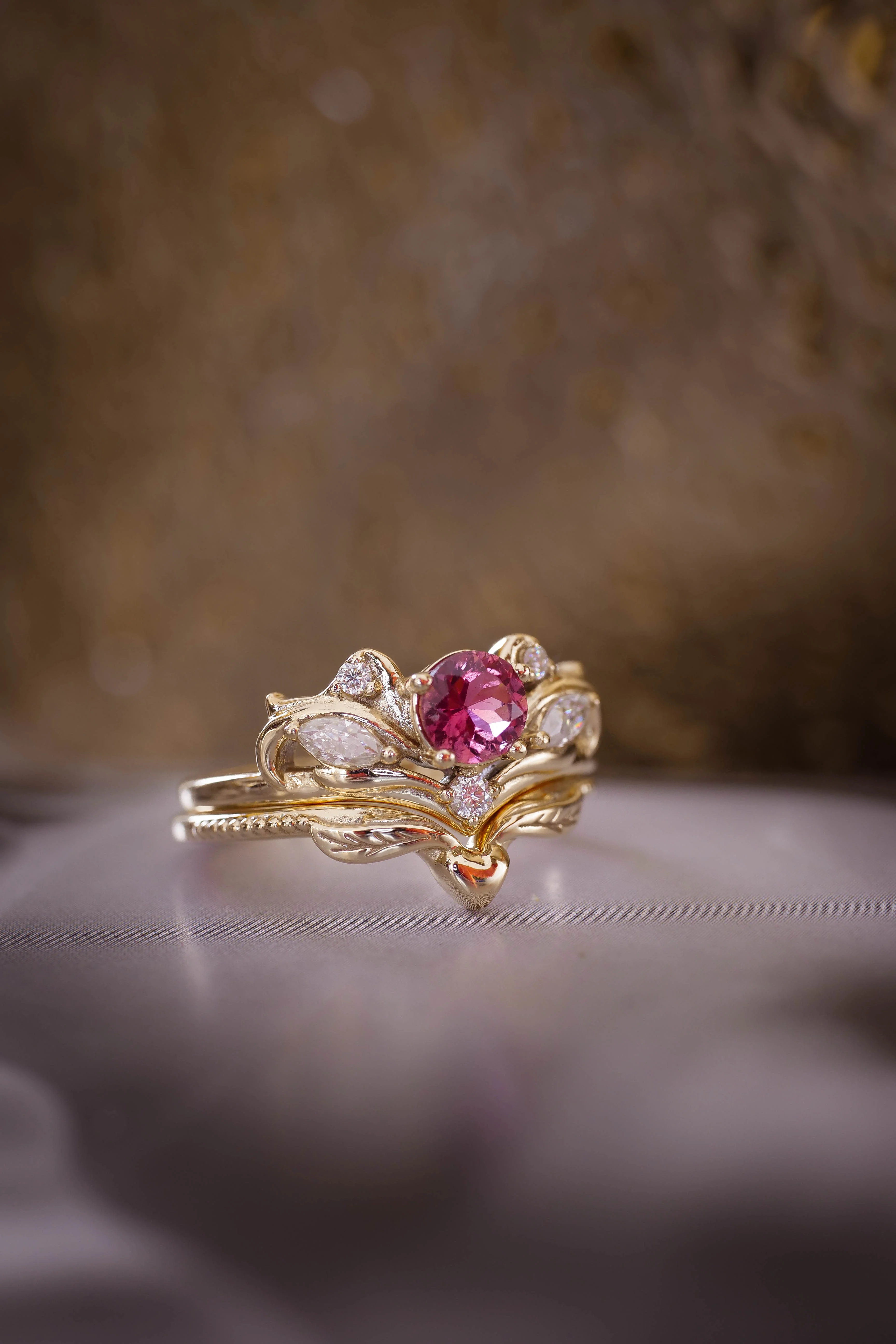 Bridal ring set with pink tourmaline / Swanlake - Image 3