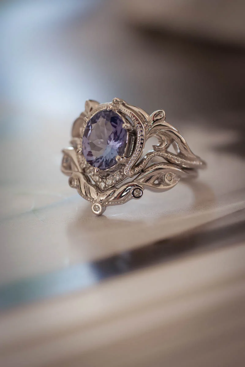 Bridal ring set with lavender tanzanite & diamonds / Lida oval - Image 3