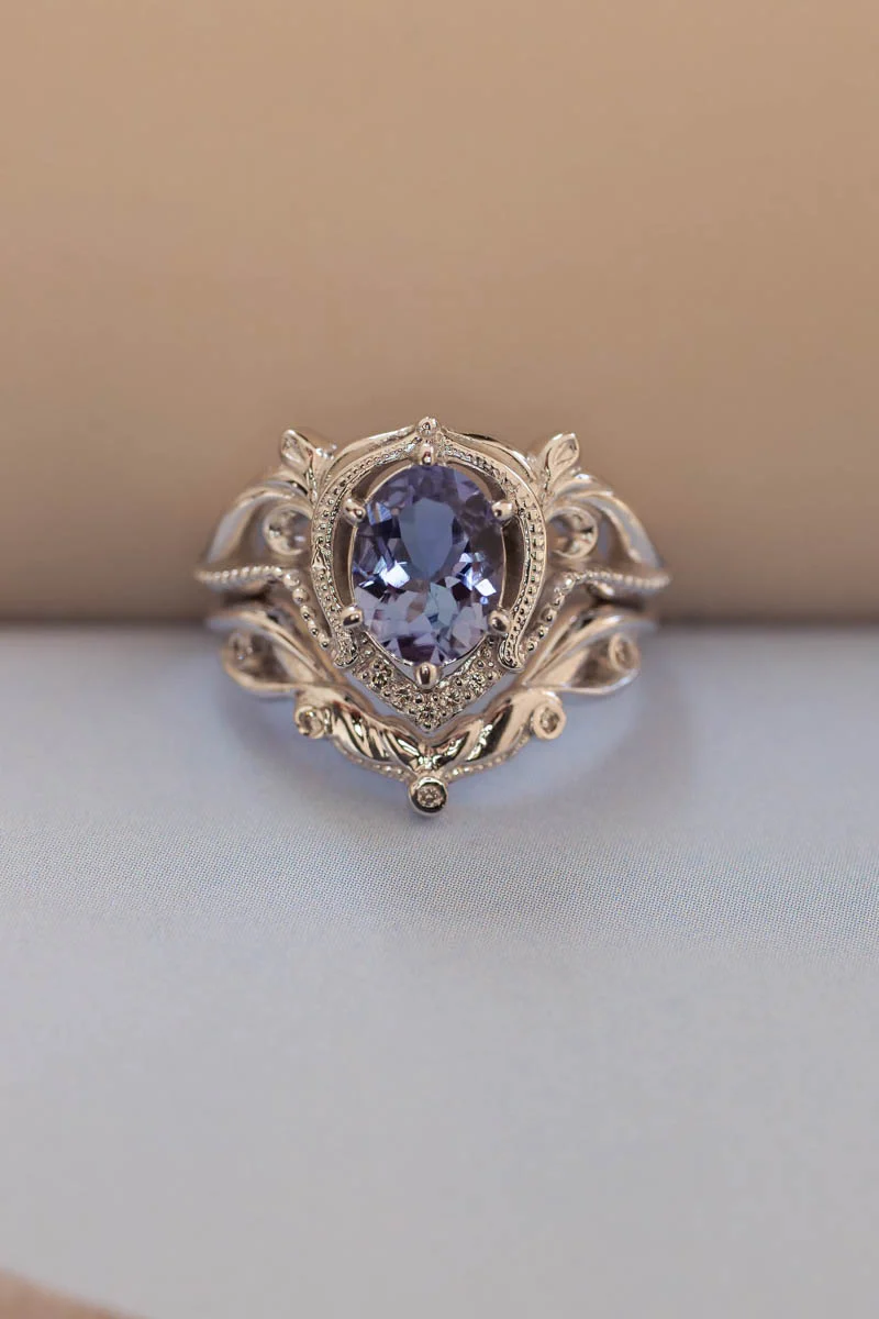 Bridal ring set with lavender tanzanite & diamonds / Lida oval - Image 5