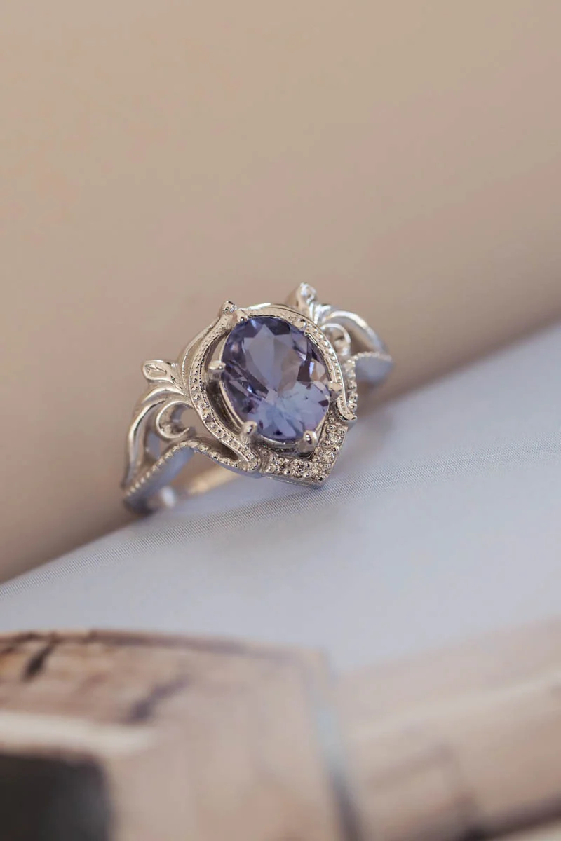 Bridal ring set with lavender tanzanite & diamonds / Lida oval - Image 8