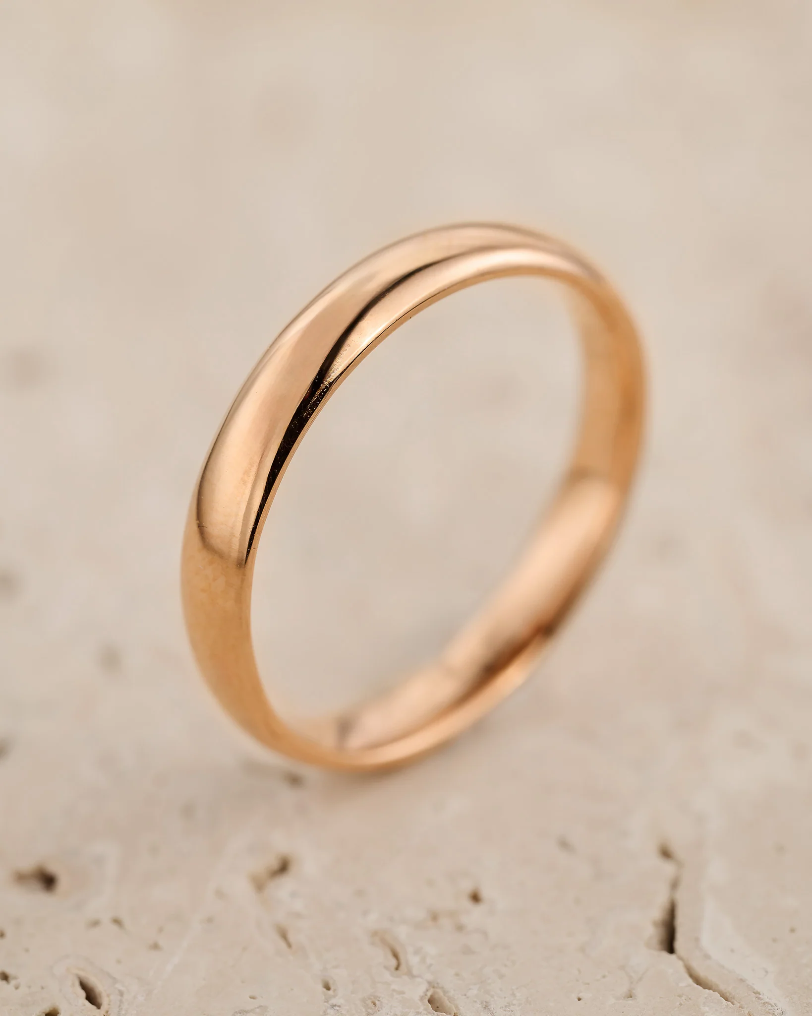 Classic gold wedding band, comfort fit ring, 4 mm width - Image 6