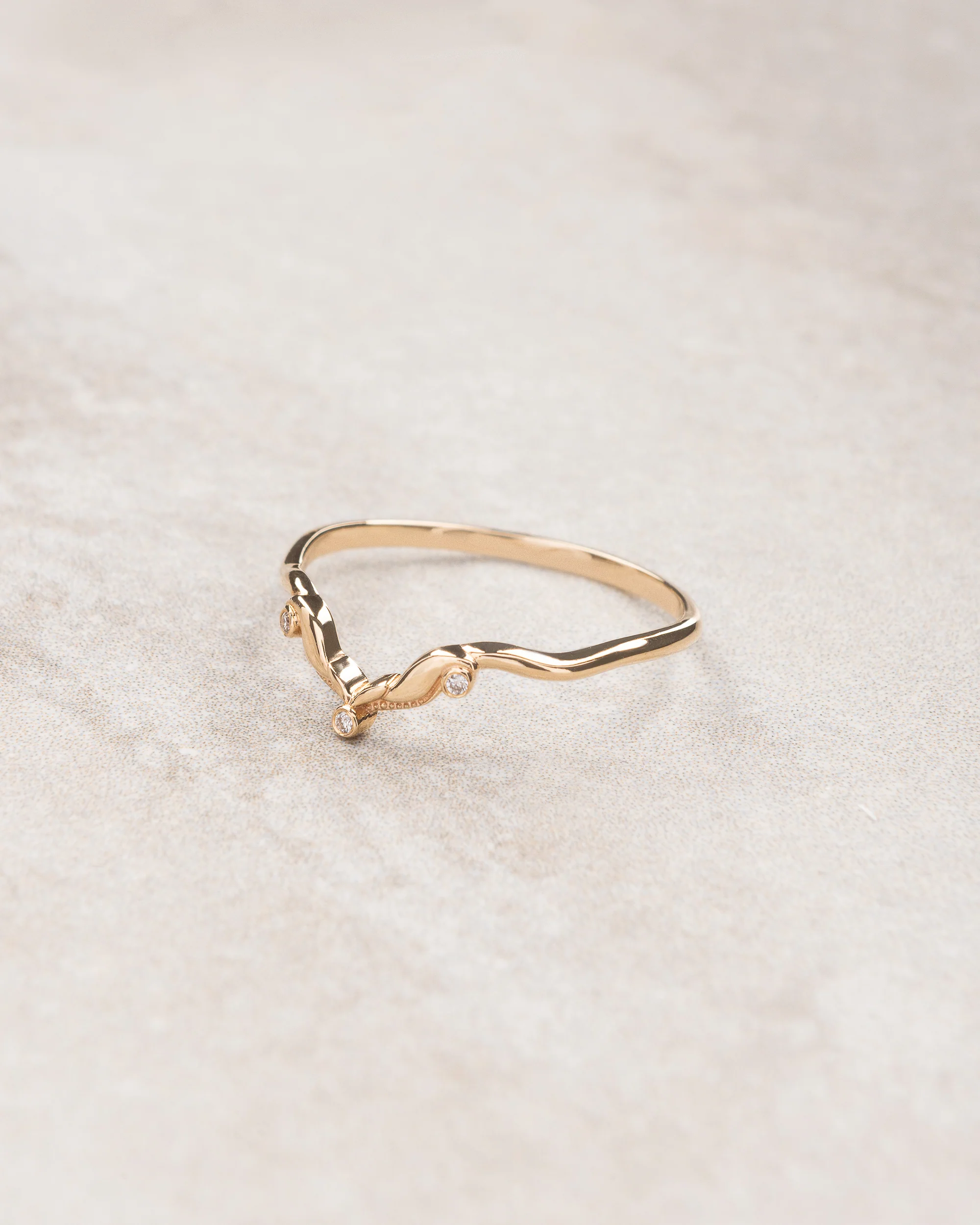 Curved wedding ring with diamonds, matching band for Lida - Image 3