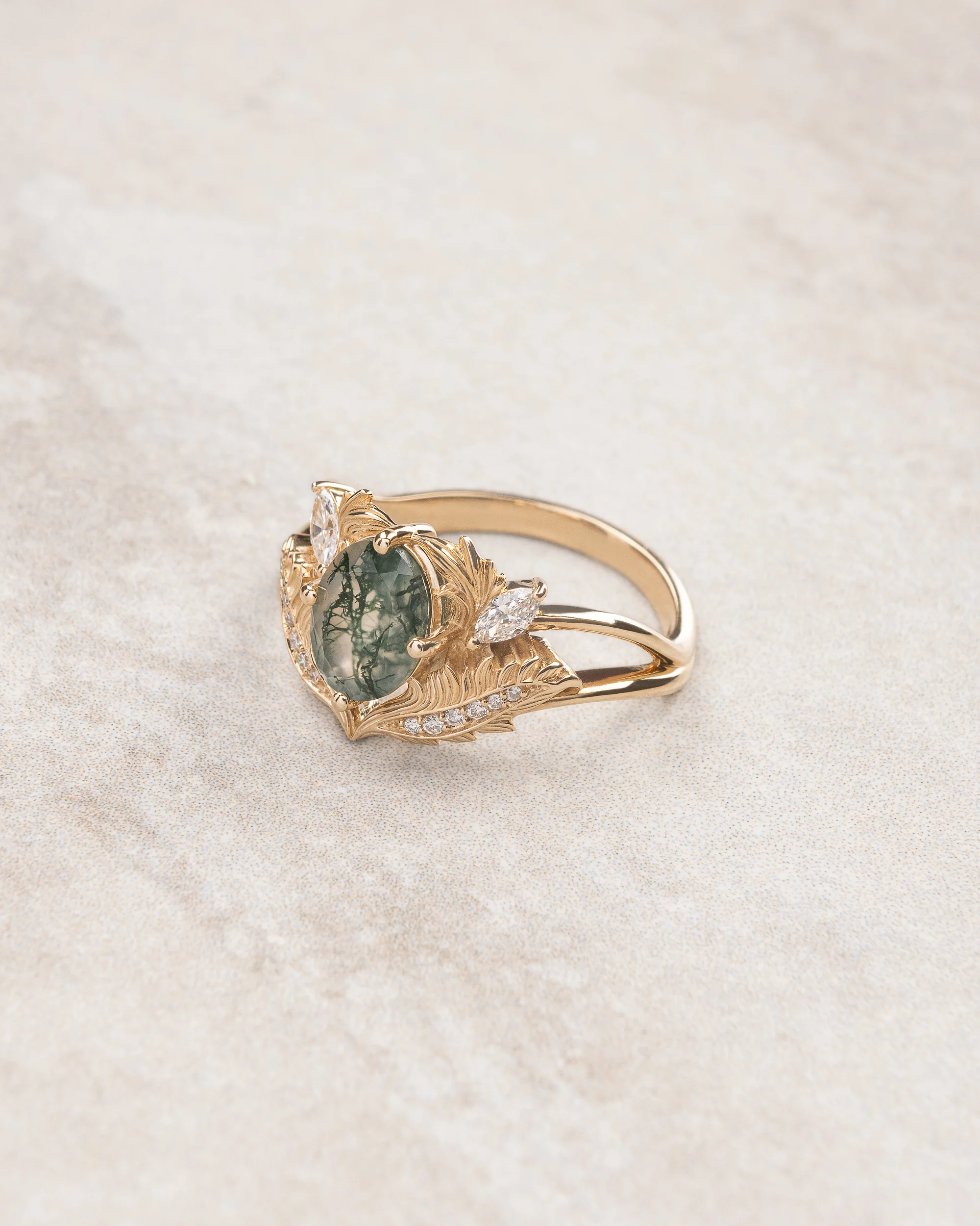 Adonis | oval gemstone setting with marquises - Image 3