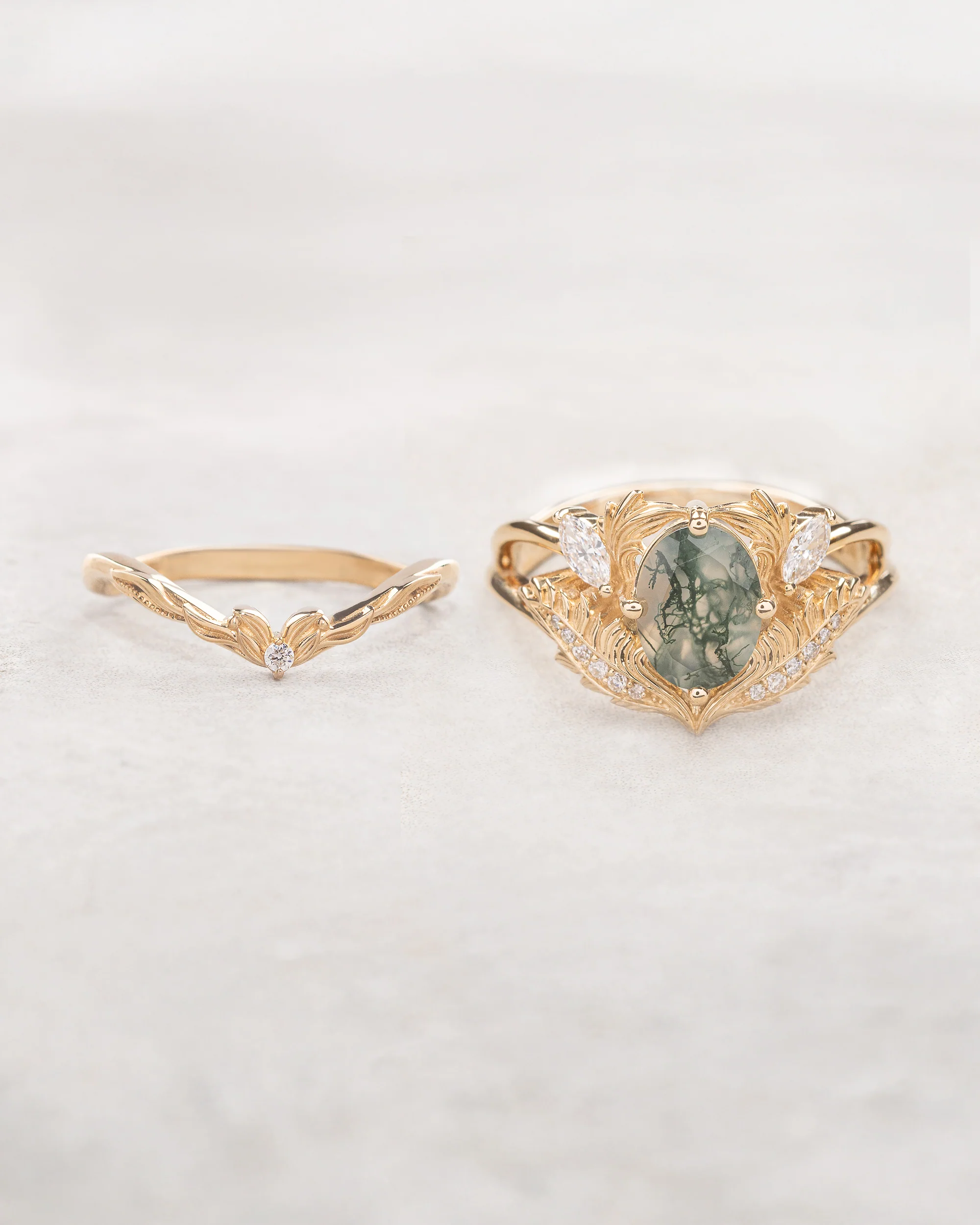 Adonis | oval gemstone setting with marquises - Image 4