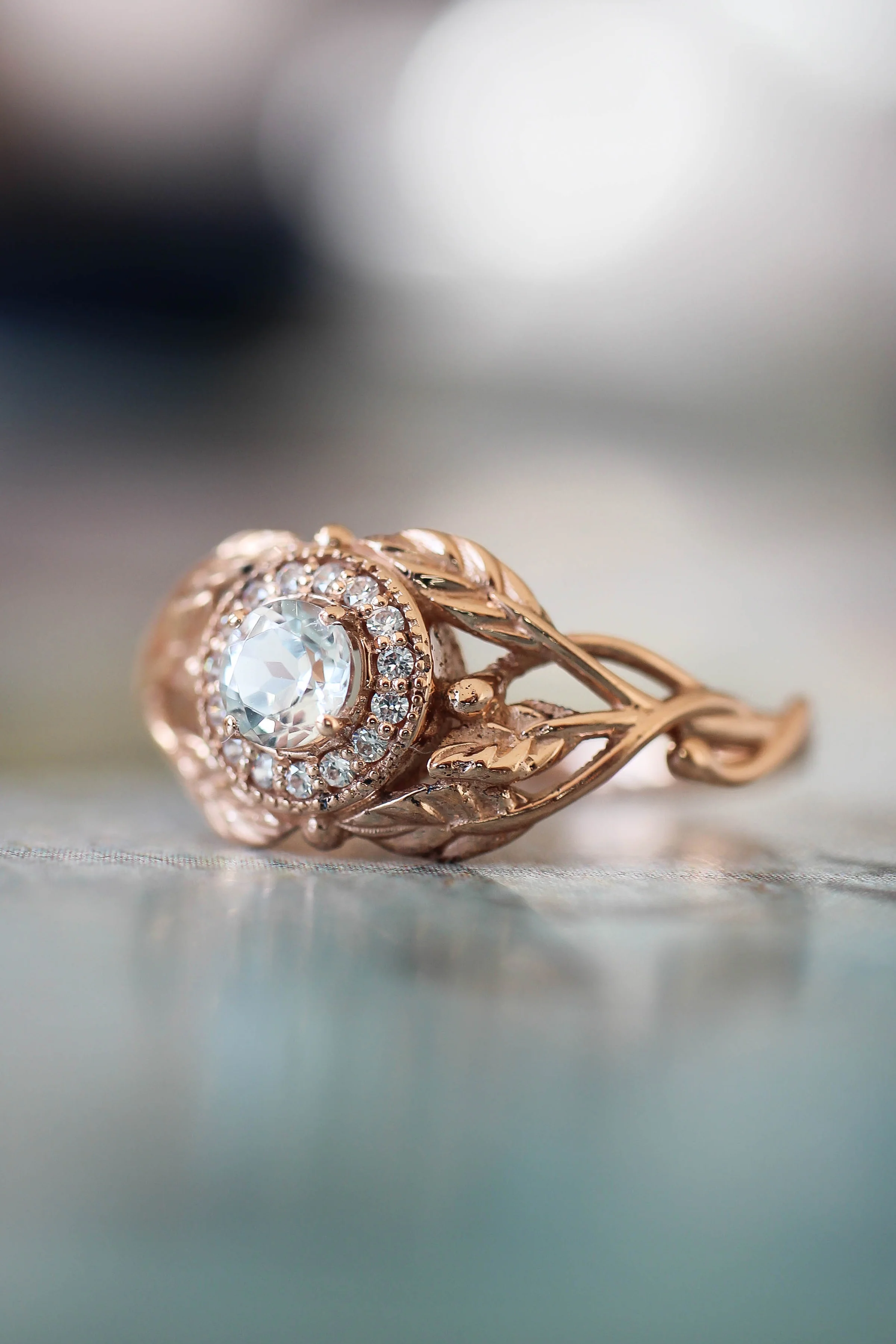 Leaf engagement ring with natural diamonds / Tilia halo - Image 7