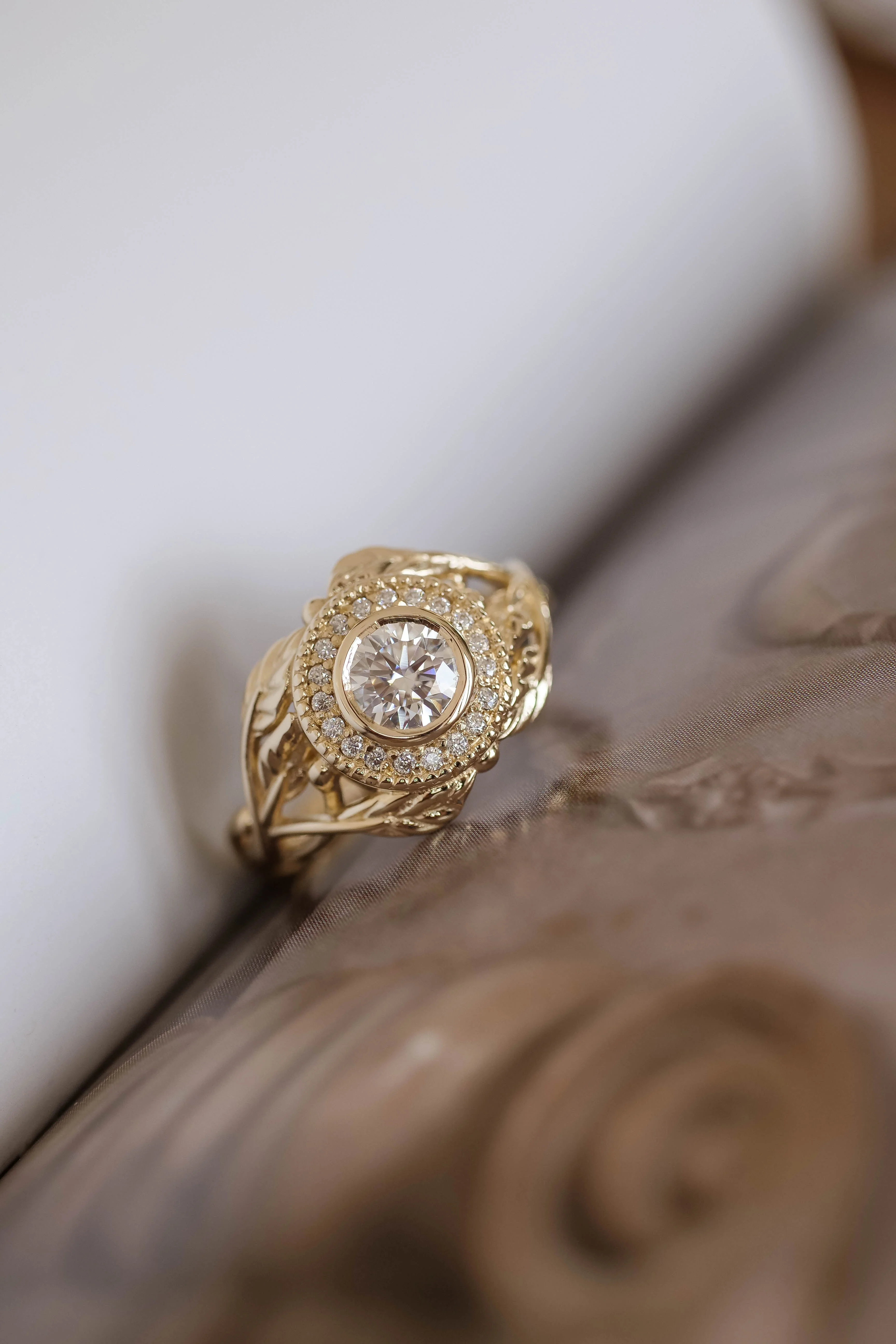 Leaf & halo engagement ring with lab grown diamond, 5mm / Tilia halo - Image 4