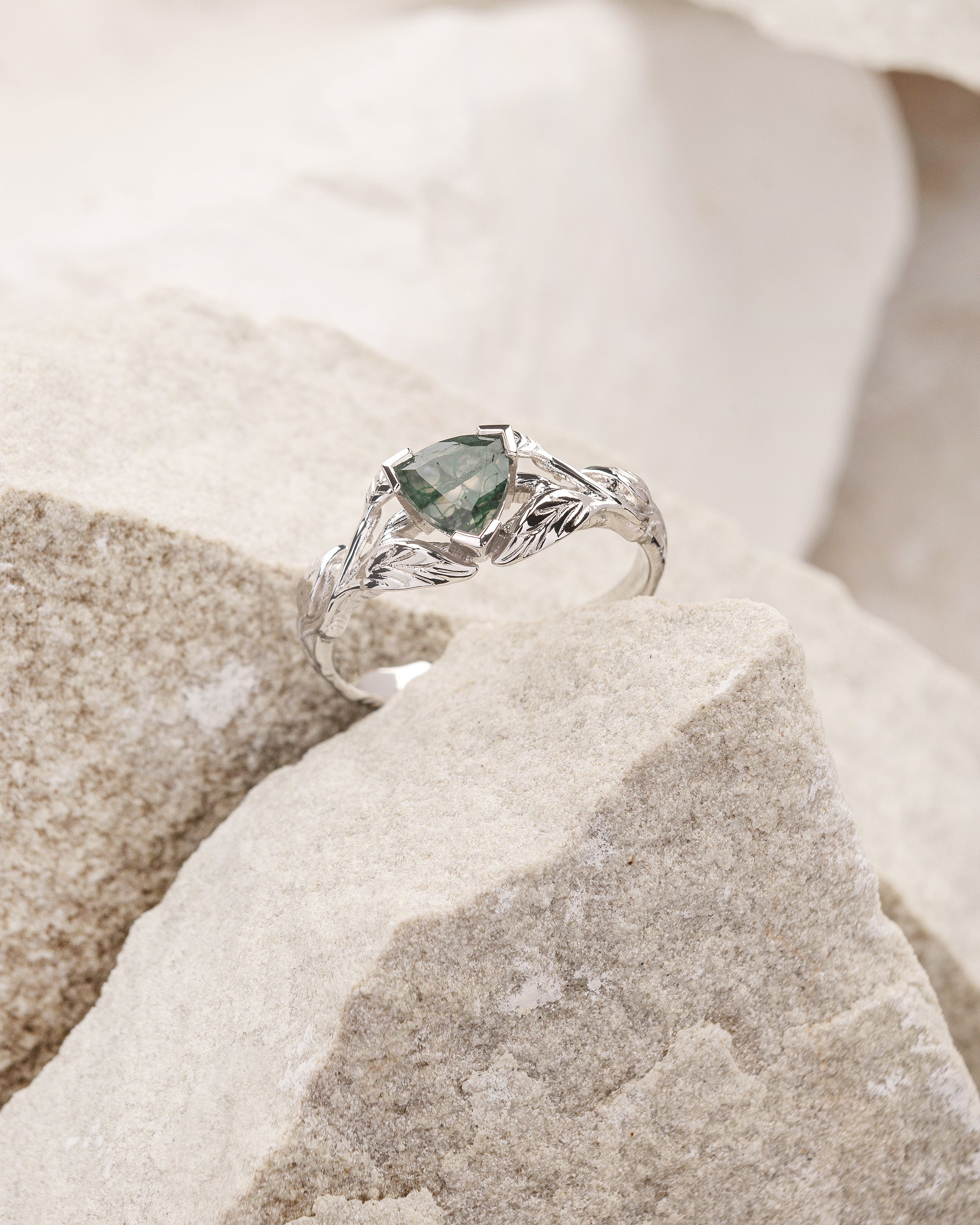 Moss agate engagement ring, trillion cut ring / Clematis - Image 4