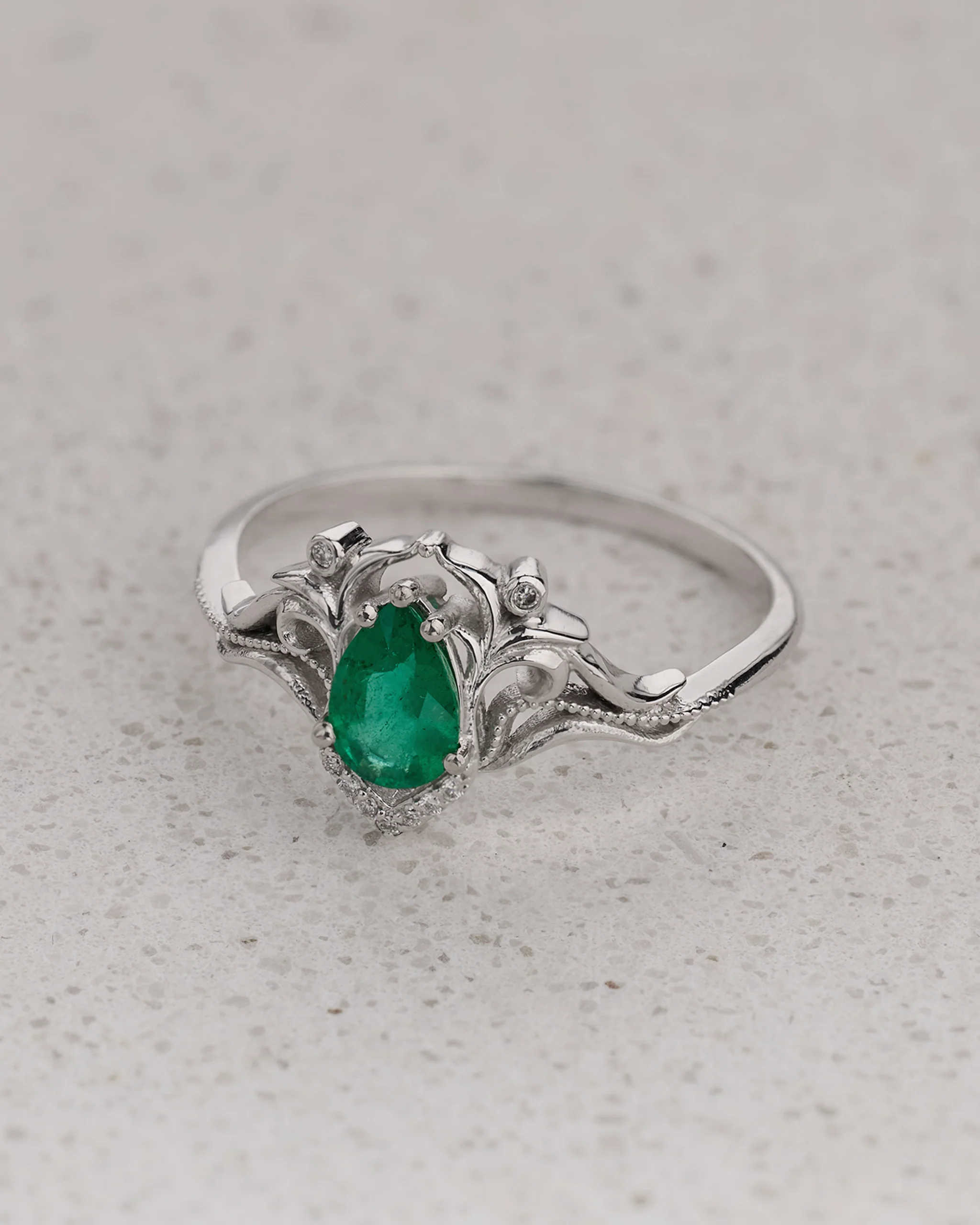 Natural emerald and diamonds engagement ring / Lida small - Image 5