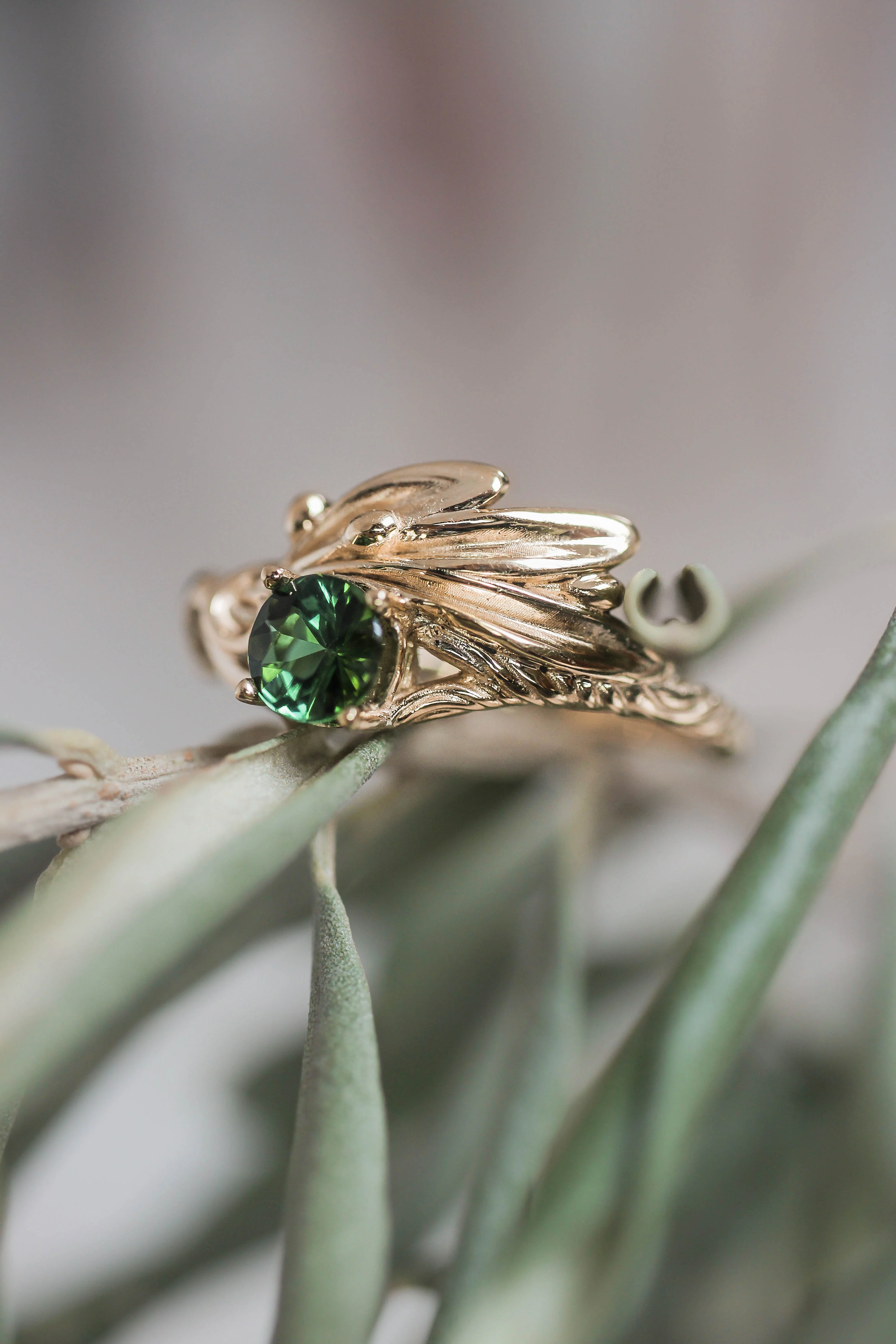 Olive branch ring with ribbon and green tourmaline / Olivia - Image 7