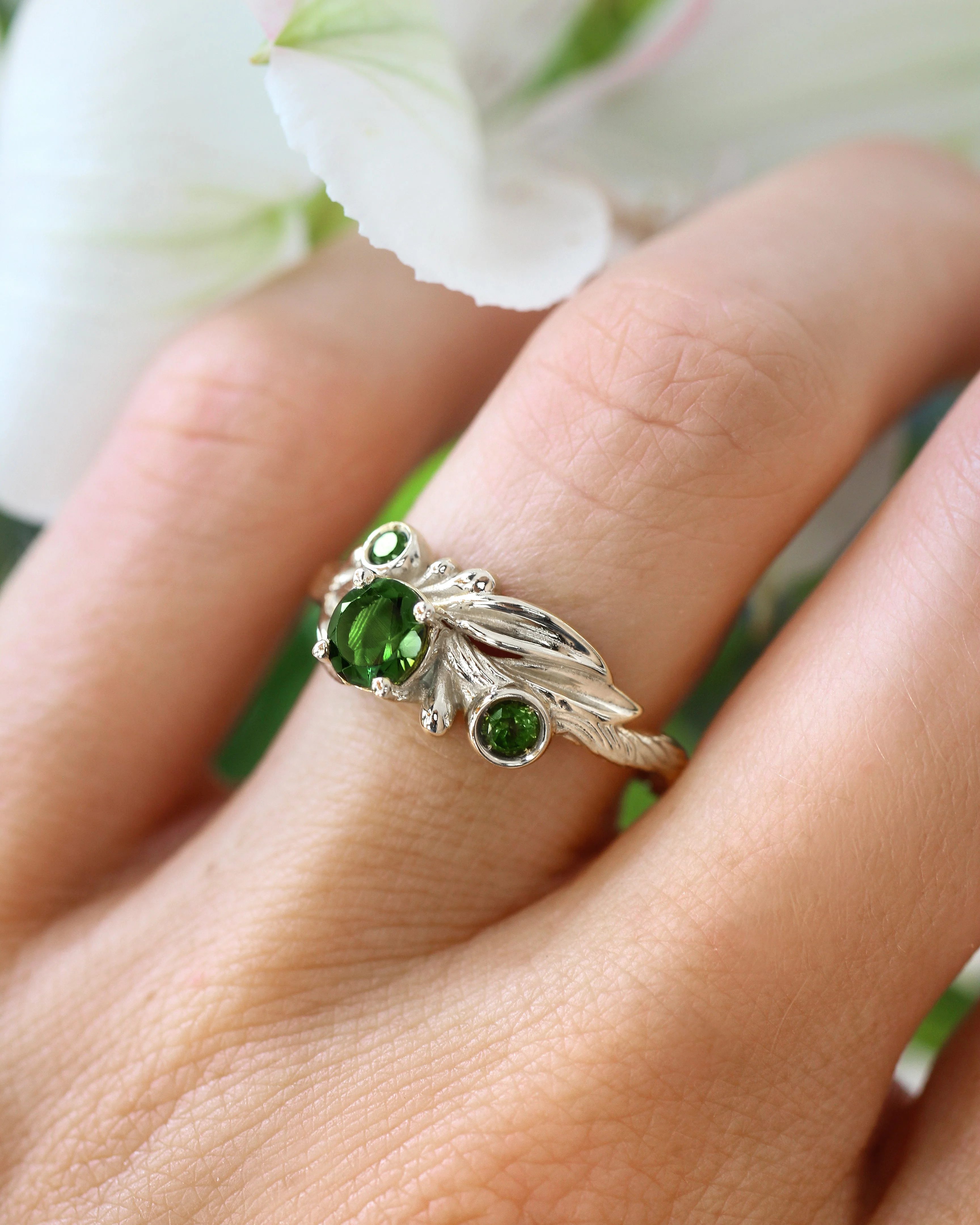 Olive branch ring with green tourmalines / Olivia - Image 4