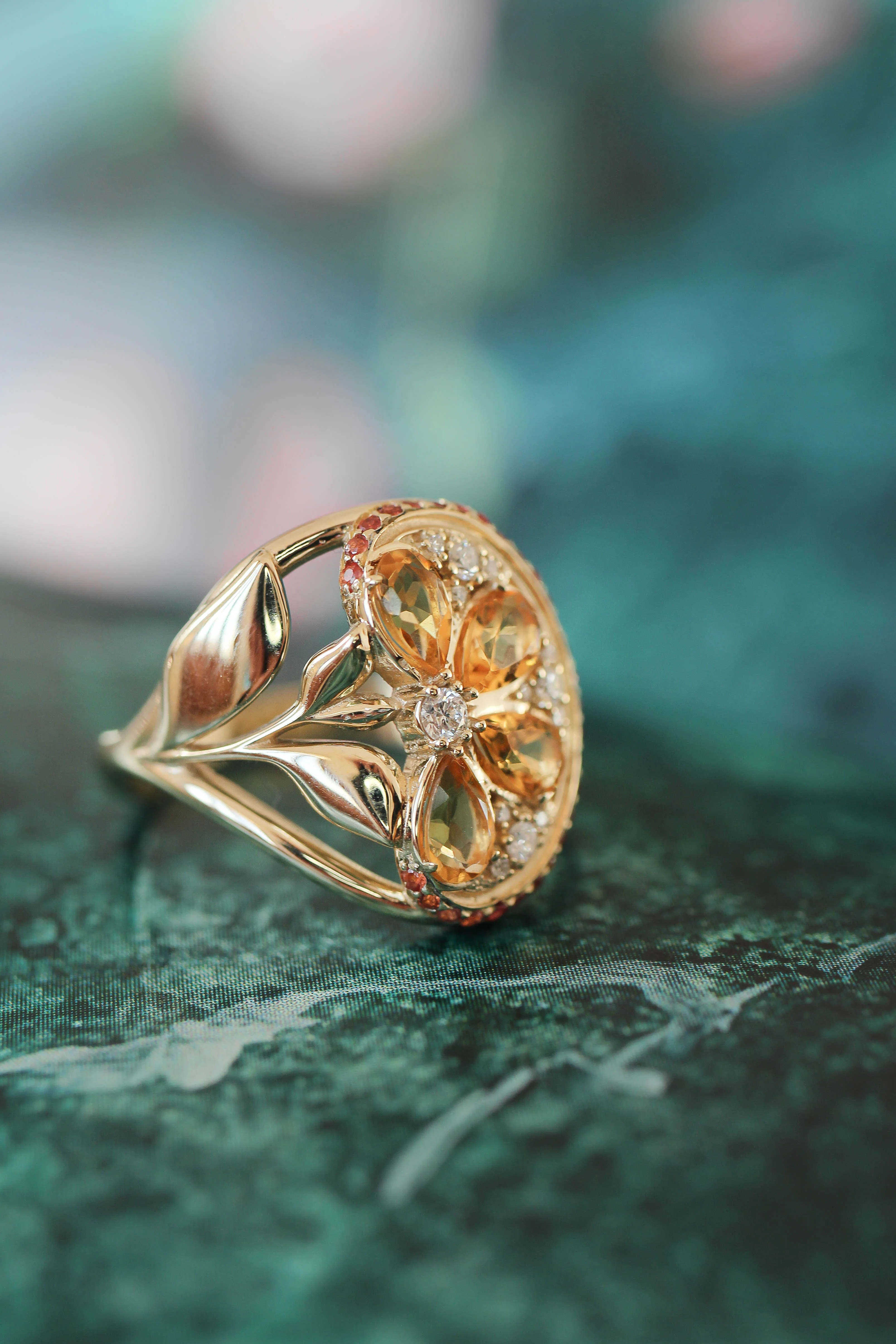 Orange slice ring with citrine, diamonds and sapphires - Image 14