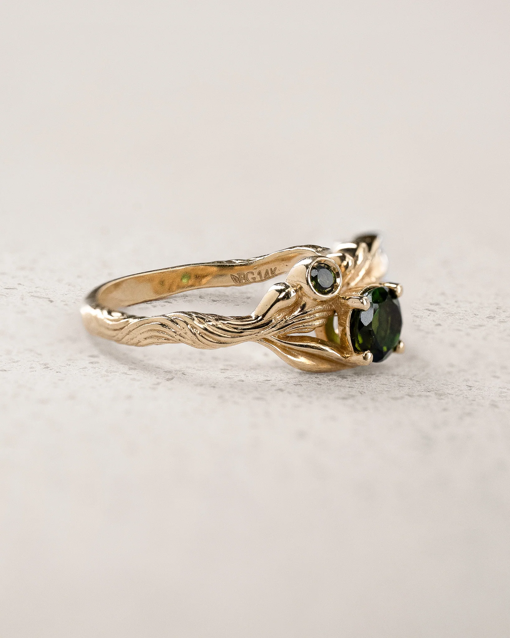 Olive branch ring with green tourmalines / Olivia - Image 3