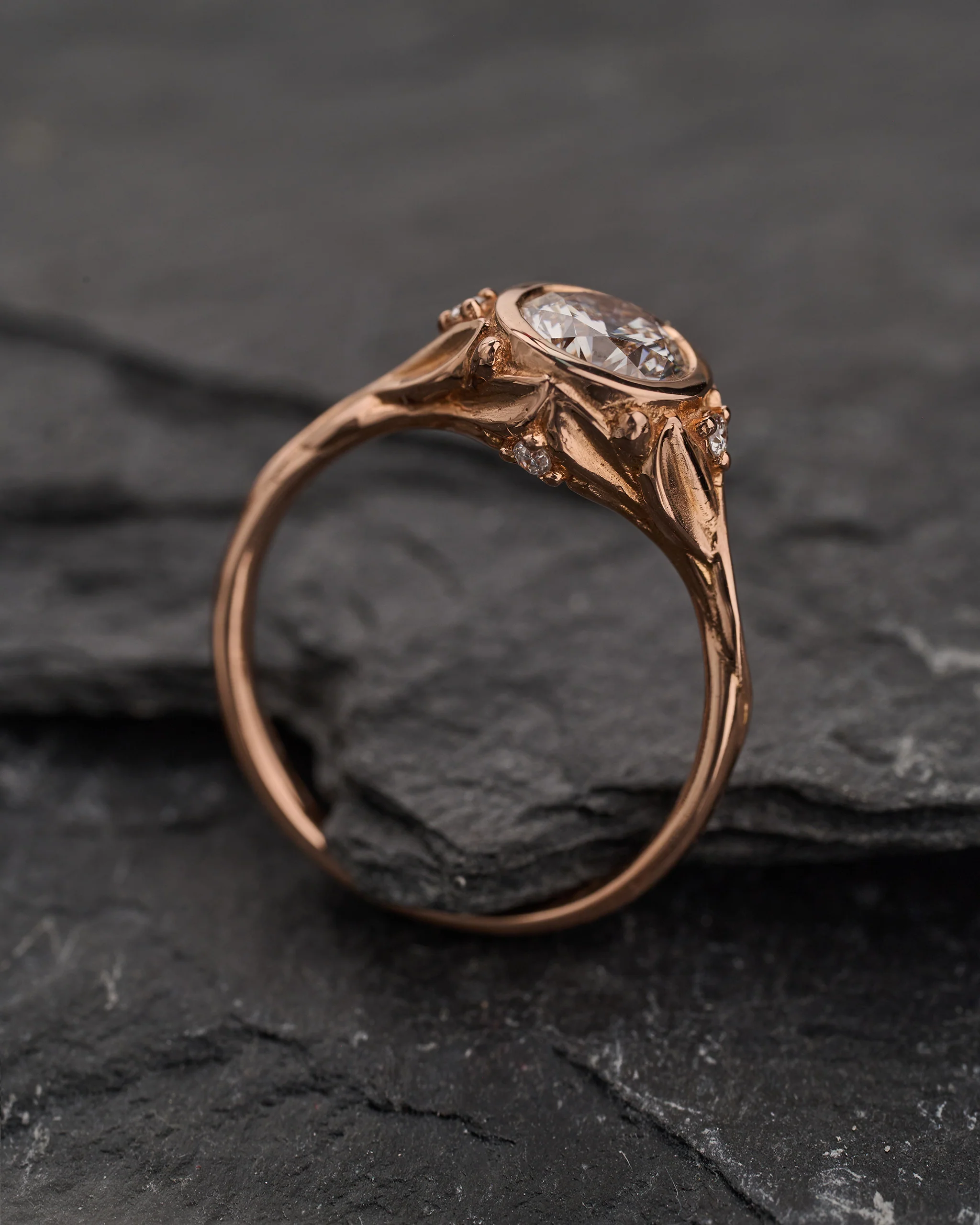 Lab grown diamond engagement ring, 1 carat diamond proposal ring / Roma - Image 3