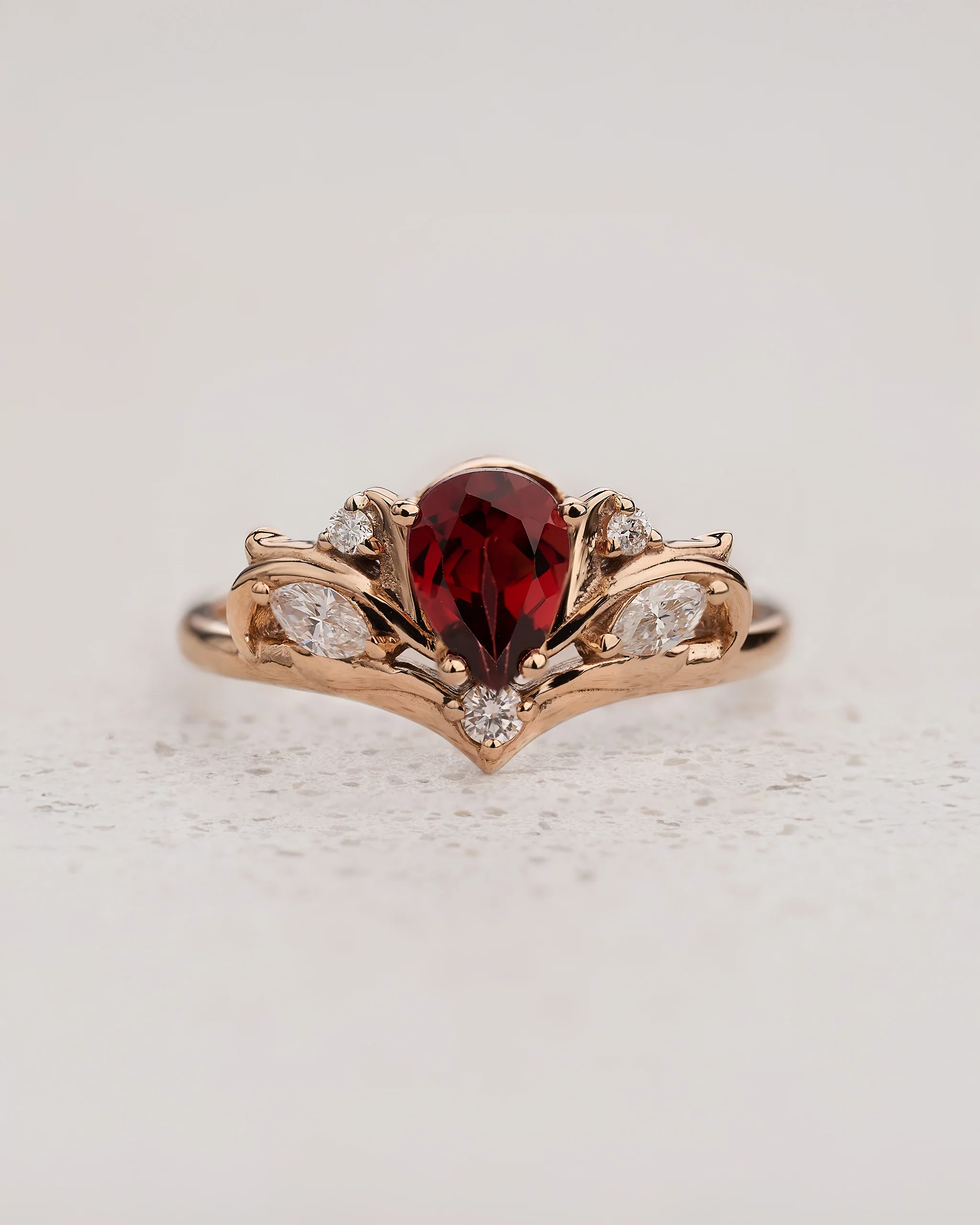 Pear shaped garnet engagement ring, alternative bridal ring set / Swanlake - Image 3