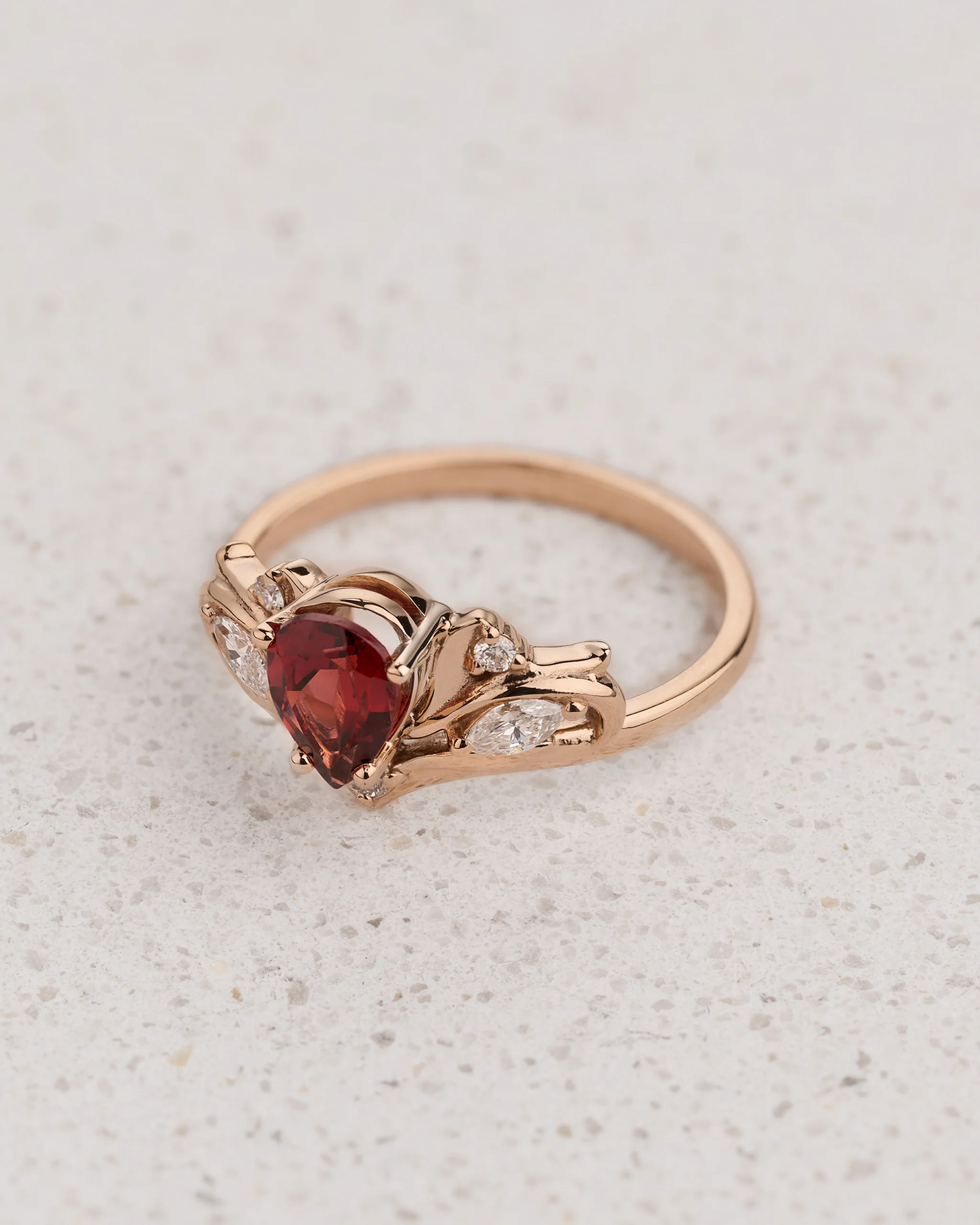 Pear shaped garnet engagement ring, alternative bridal ring set / Swanlake - Image 8