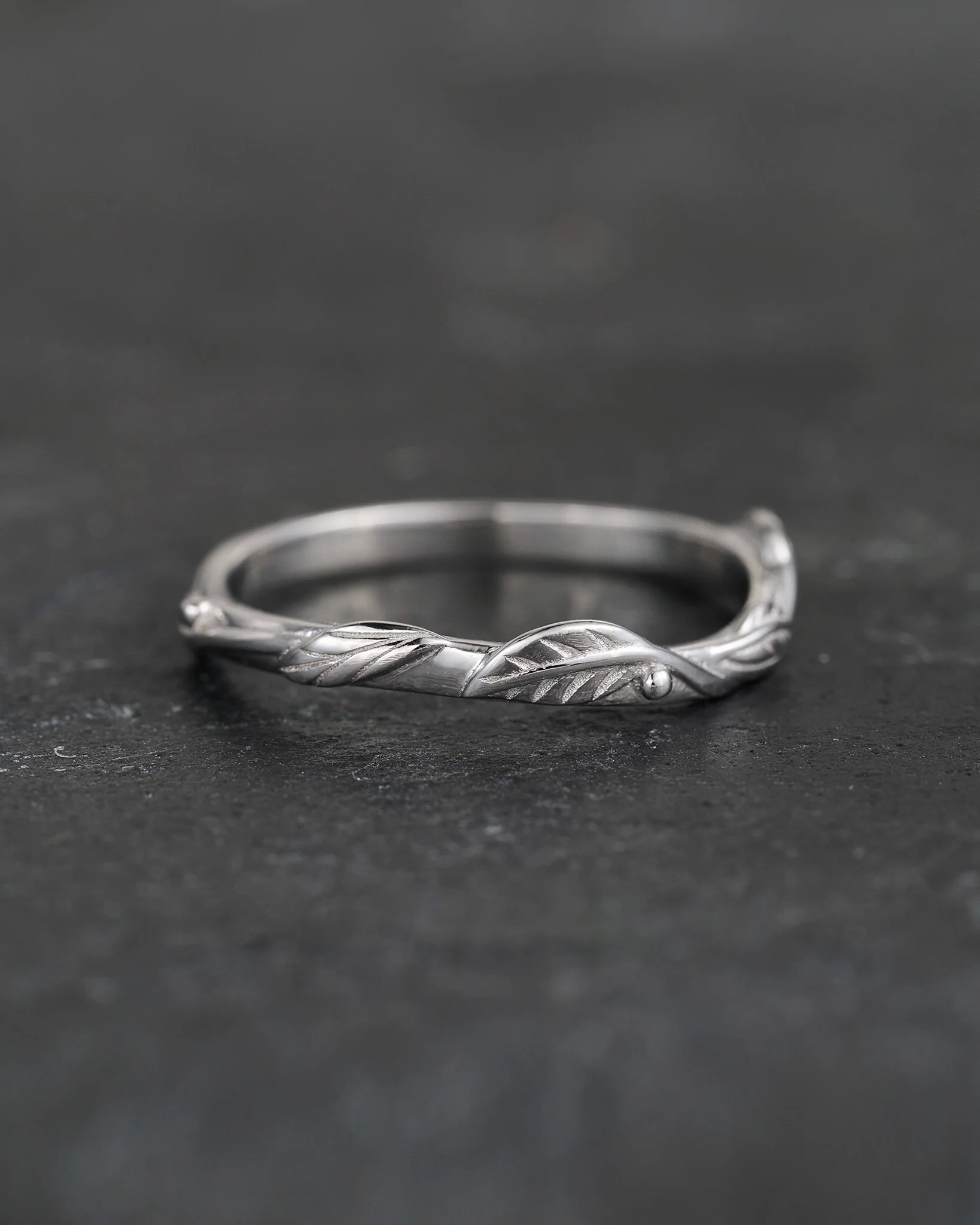 Twig ring with five leaves, stacking wedding band for woman - Image 3