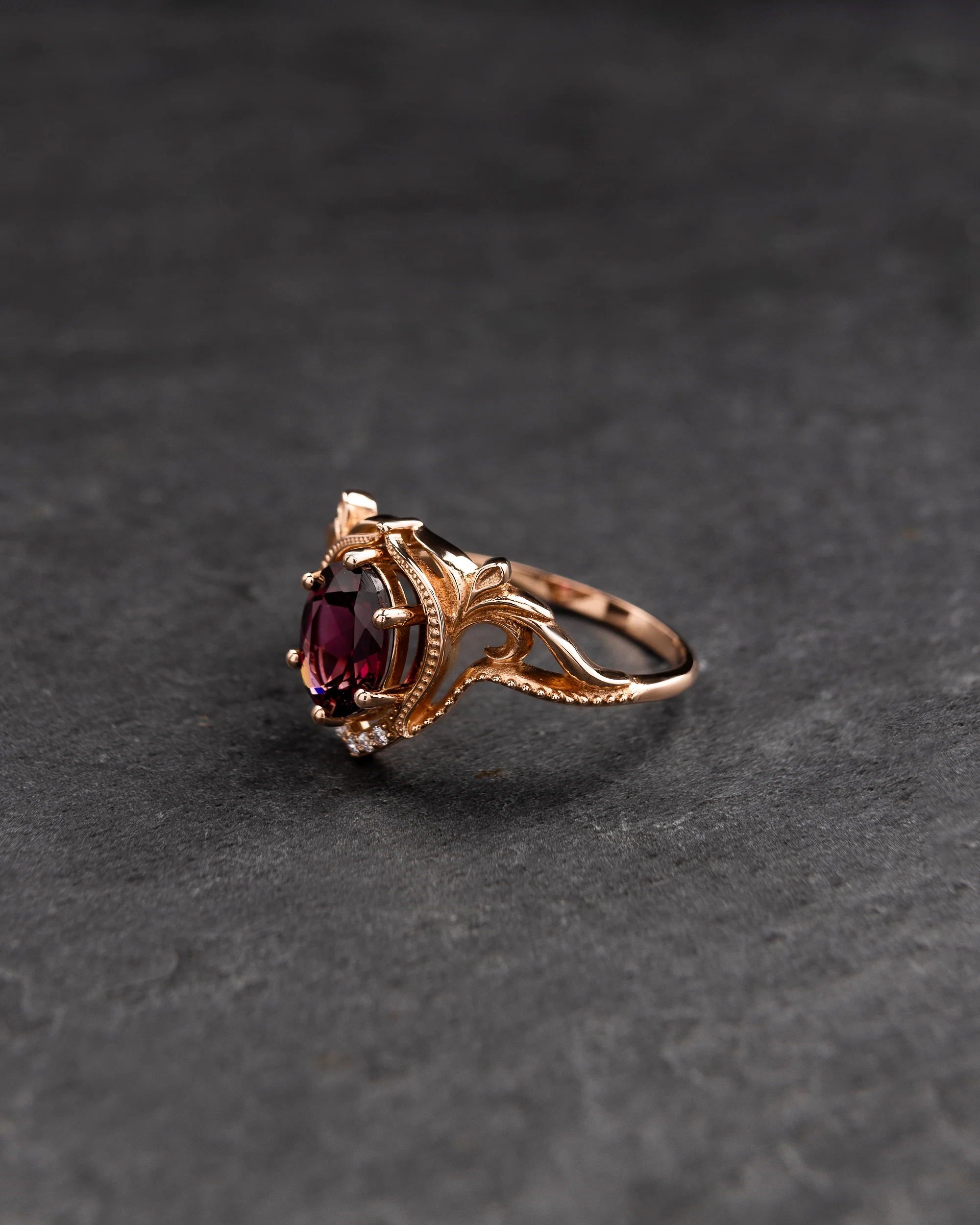 Rhodolite garnet and diamonds engagement ring / Lida oval - Image 4