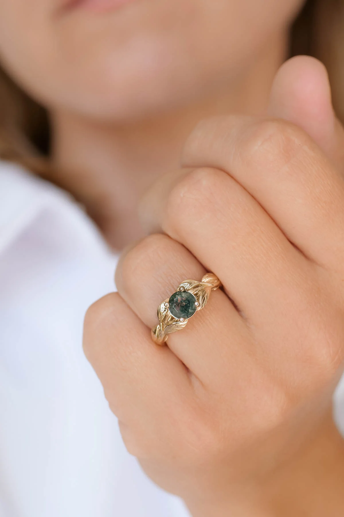 Round moss agate leaf engagement ring / Clematis - Image 6