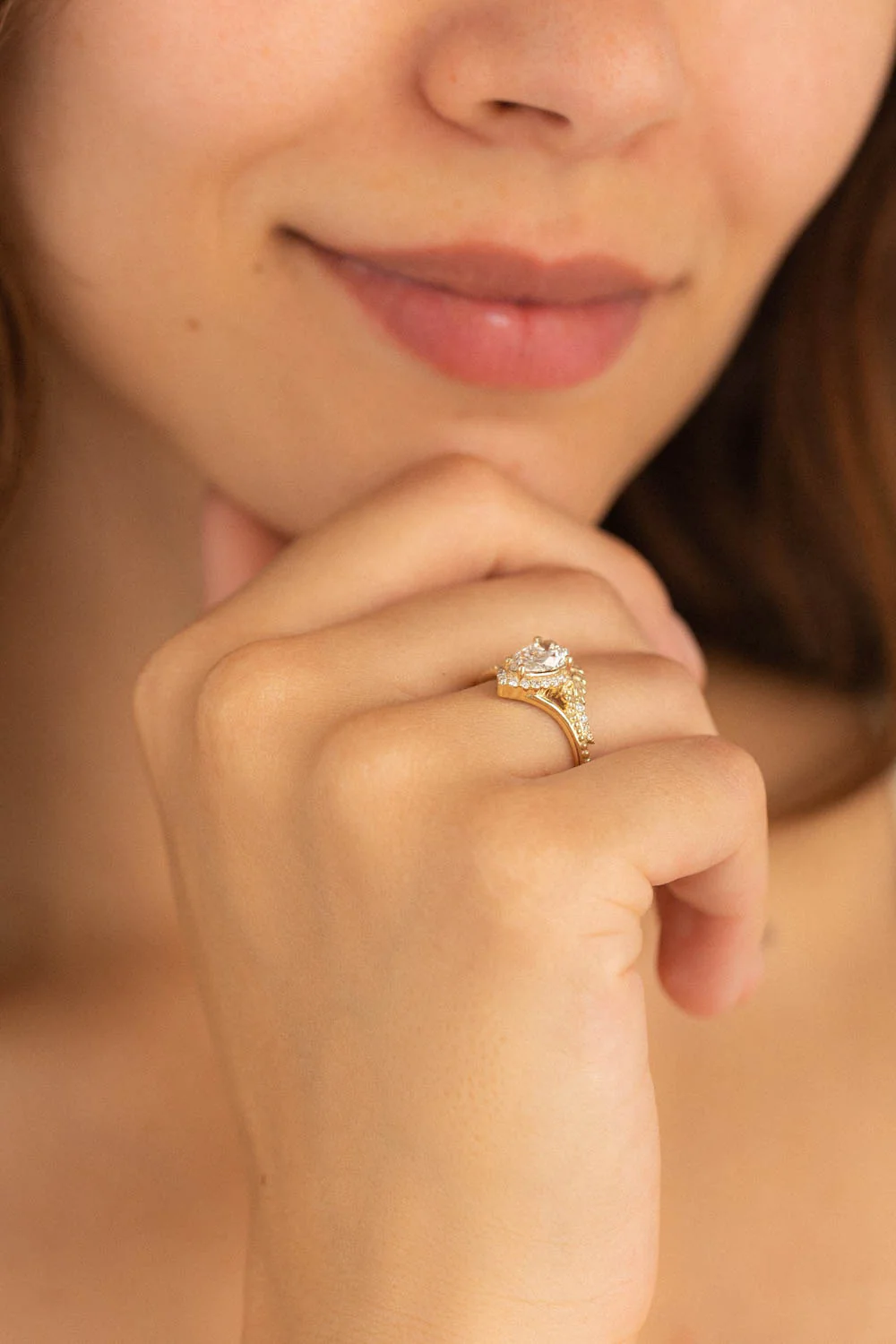 Sparkling lab grown diamond engagement ring, antique style gold ring with diamonds / Lyonella - Image 6