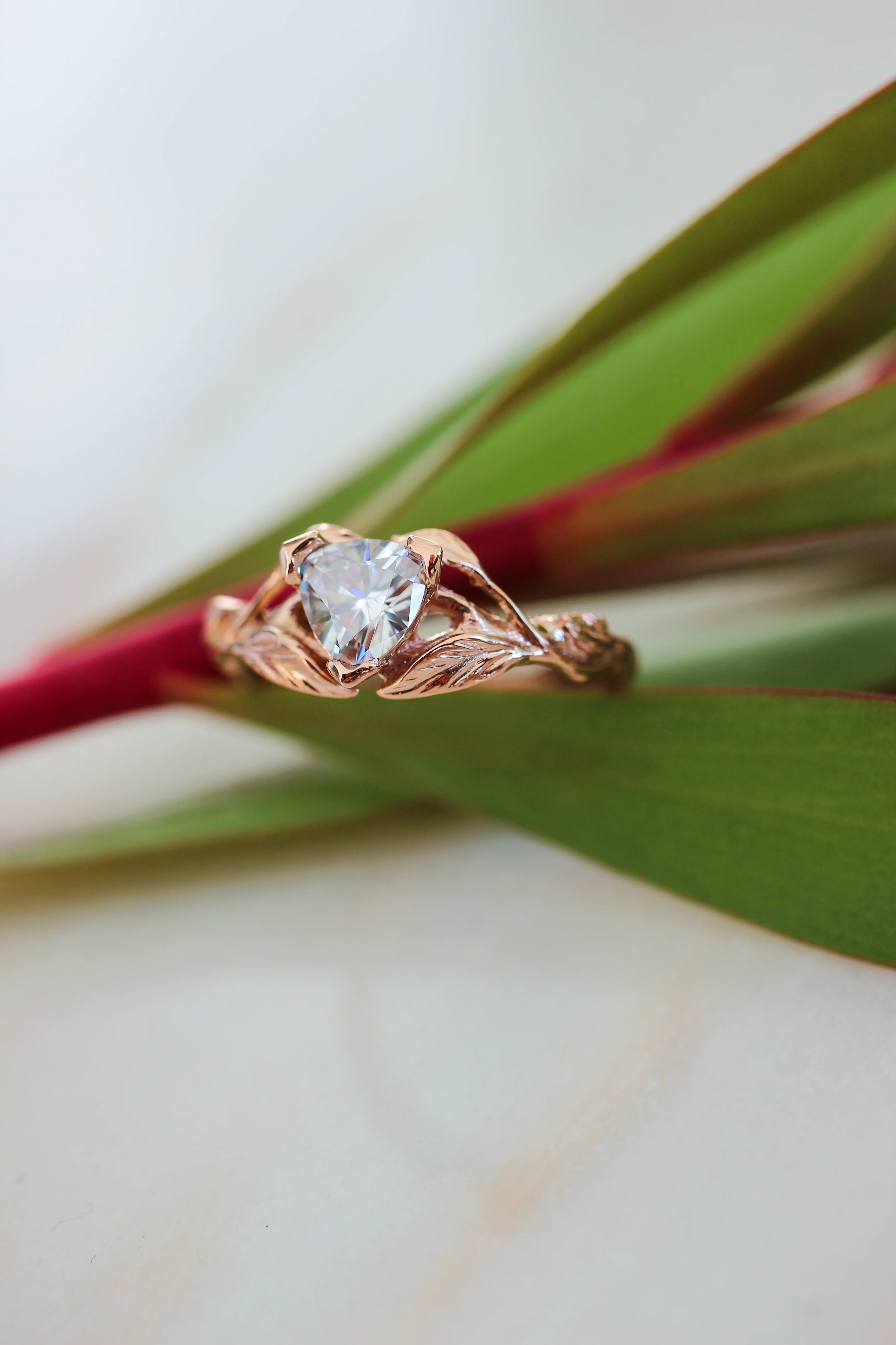 Trillion cut lab grown diamond ring / Clematis - Image 5